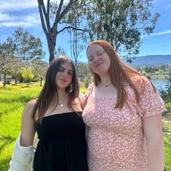 Meet your Posher, Taylor Sciuto - Picture 3 of 5